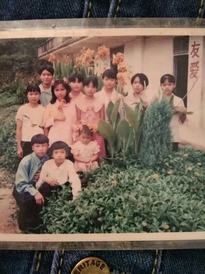 读书时摄于安乐小学.jpg